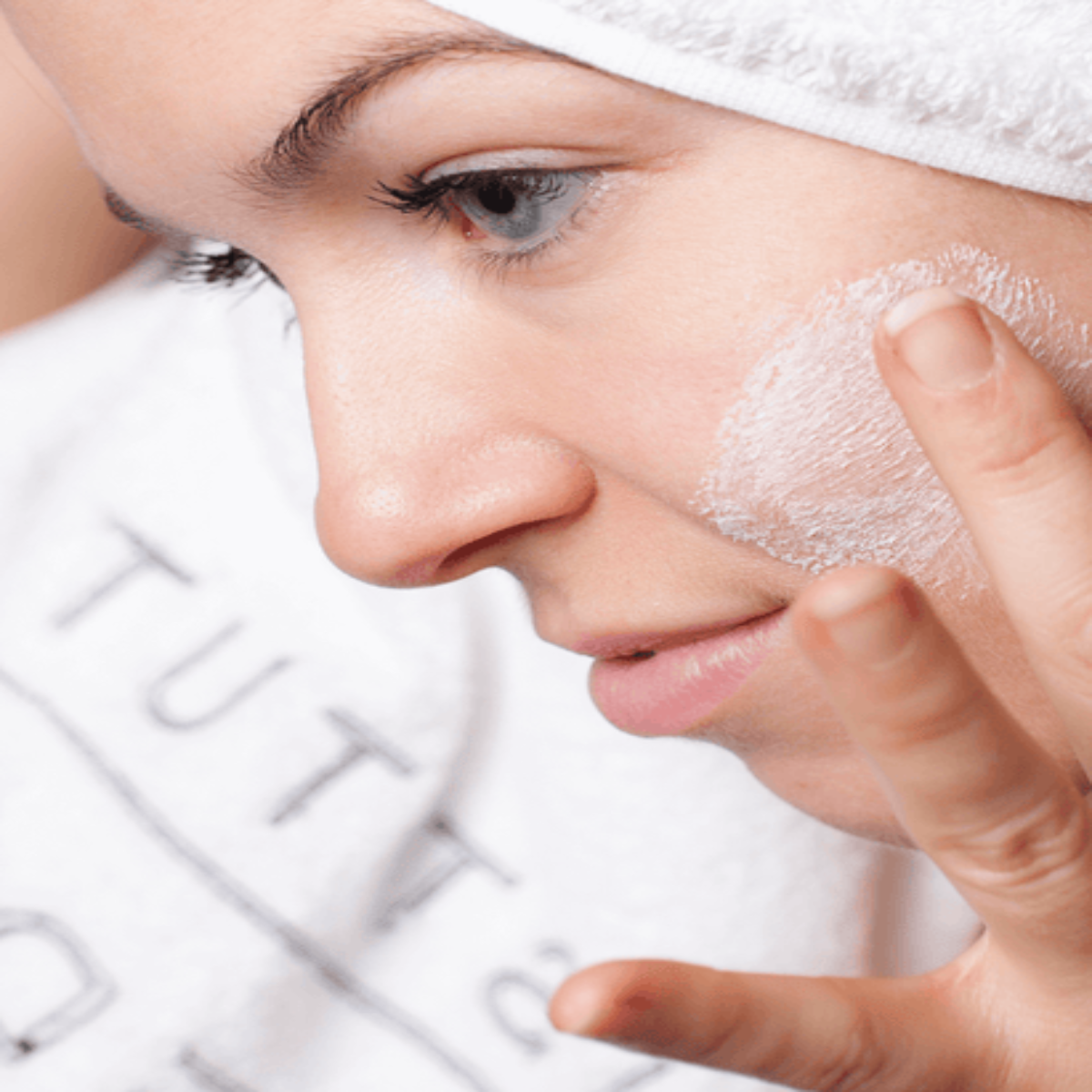Institut Esthederm I Osmoclean Buffing Face Exfoliator Mask 75ml